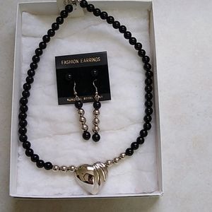 NWT cute heart necklace and earrings set